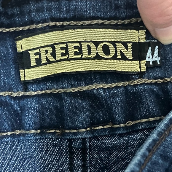 Studded Jean Shorts Size S/M - Picture 8 of 8